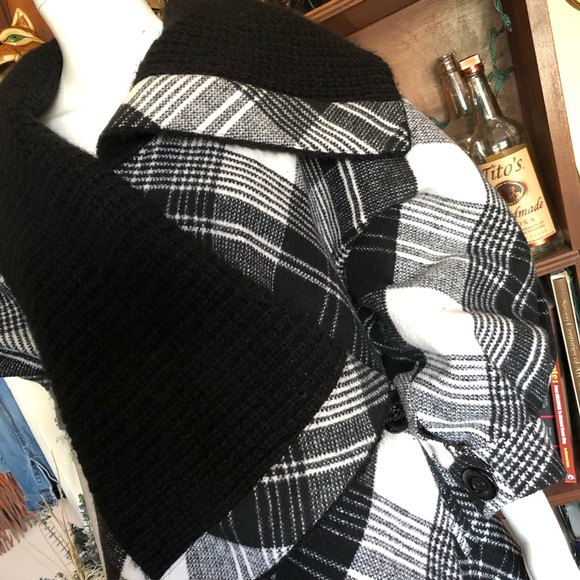 Patrizia Luca Milano Flannel Wrap Cape Coat Jacket - Picture 5 of 7